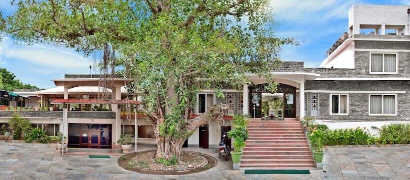 فندق Ranakpur Safari Resort