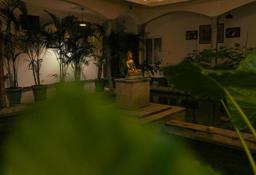 فندق Ranakpur Safari Resort