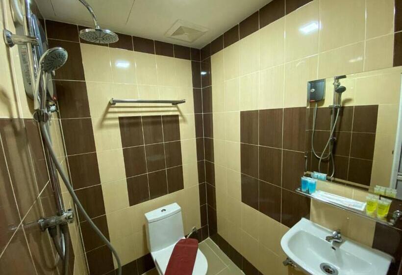 Shobi Hotel Johor Bahru Near Ciq Jb