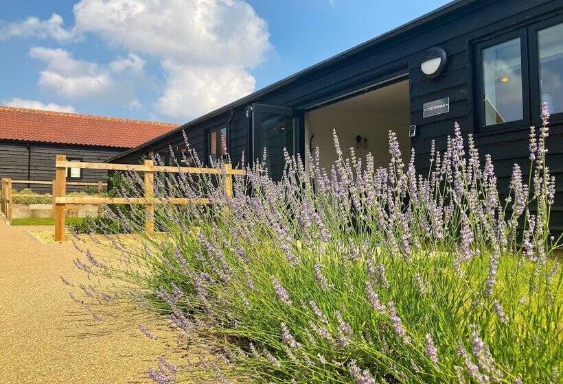 בית מלון כפרי The Yard @ Pringle Farm