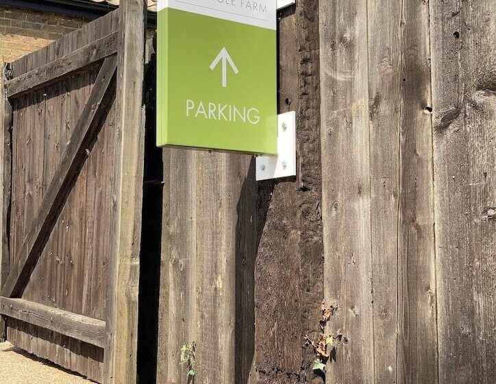 בית מלון כפרי The Yard @ Pringle Farm