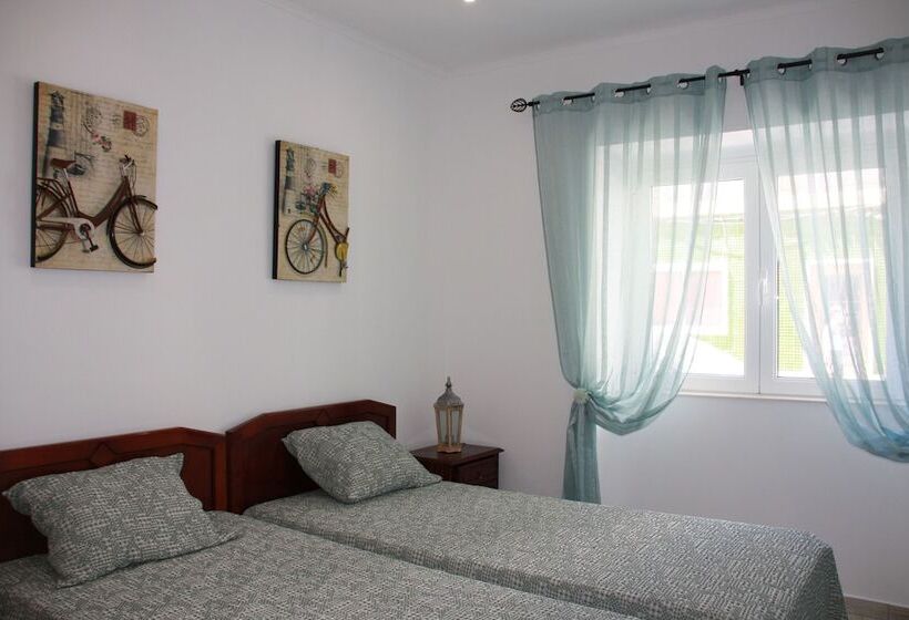 House Of Orchids With Pátio