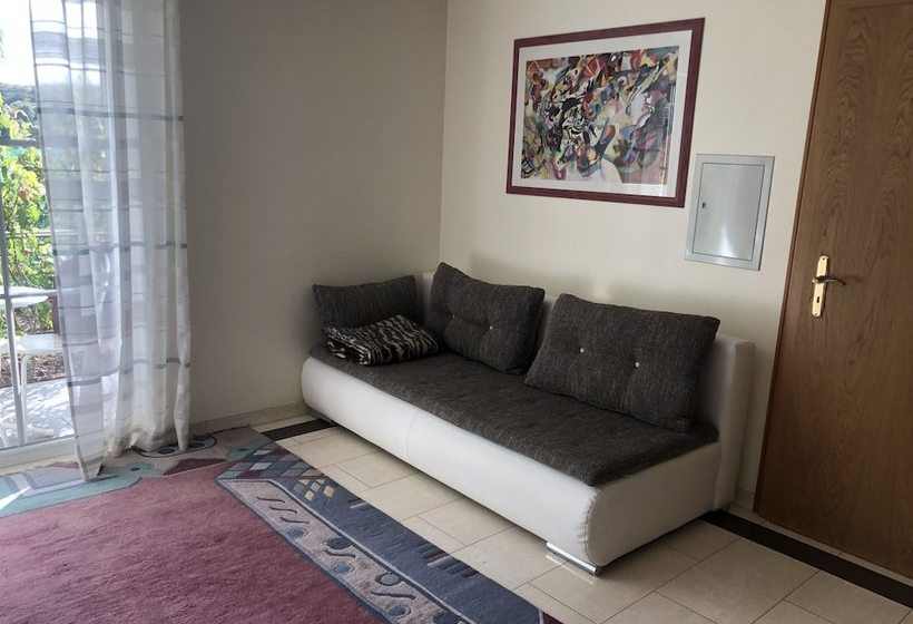 Idyllisches Wohnen Weinberg