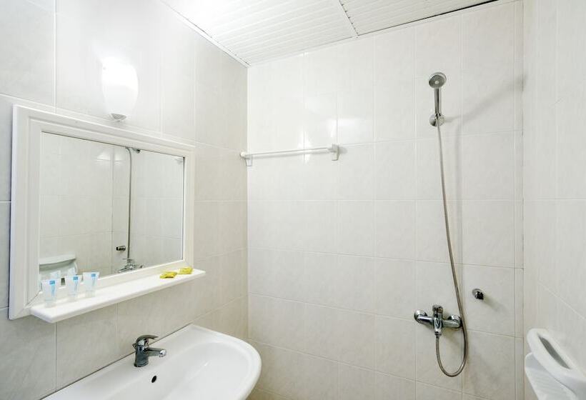 Marika Studios & Apartments