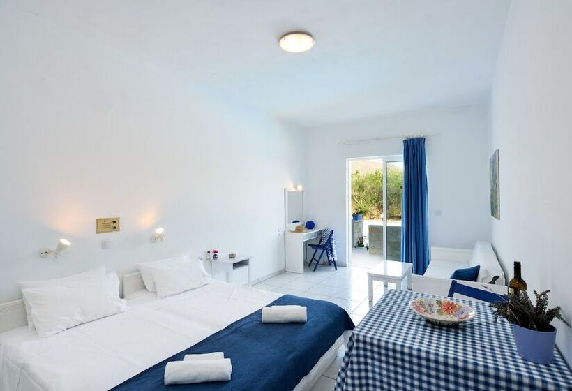 Marika Studios & Apartments