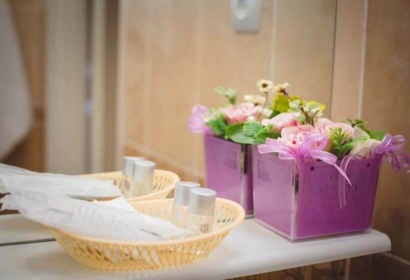 Mini Hotel White Lake