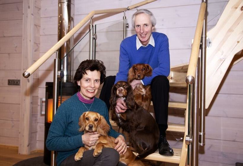 Netherton Farm Lodge