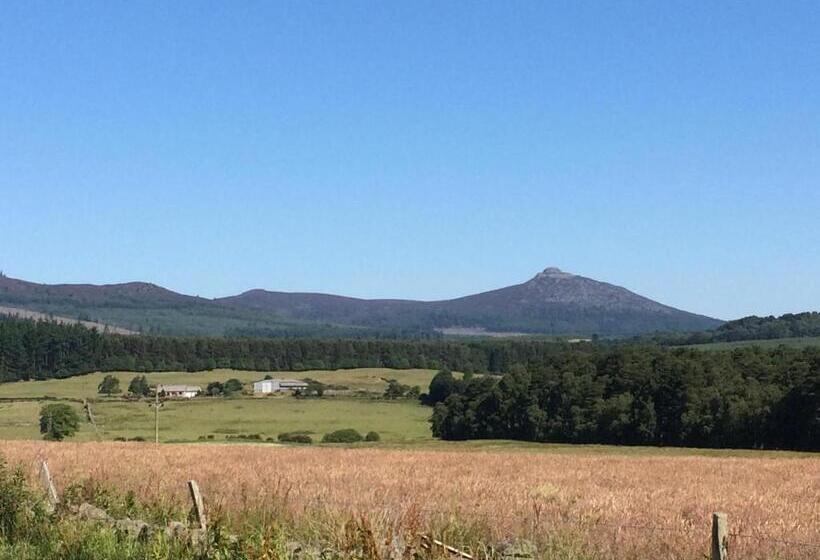 Netherton Farm Lodge