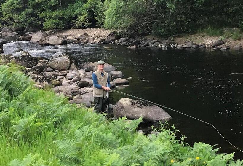 Netherton Farm Lodge