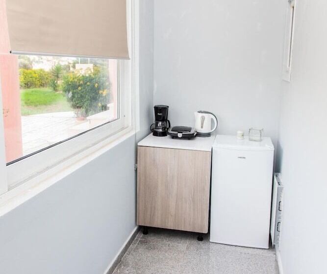 펜션 Bright And Relax Studio A In Porto Rafti