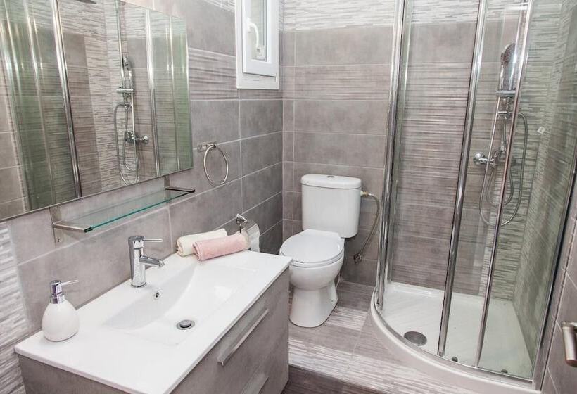 펜션 Bright And Relax Studio A In Porto Rafti