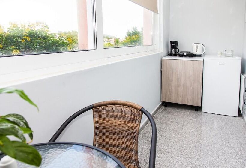 펜션 Bright And Relax Studio A In Porto Rafti