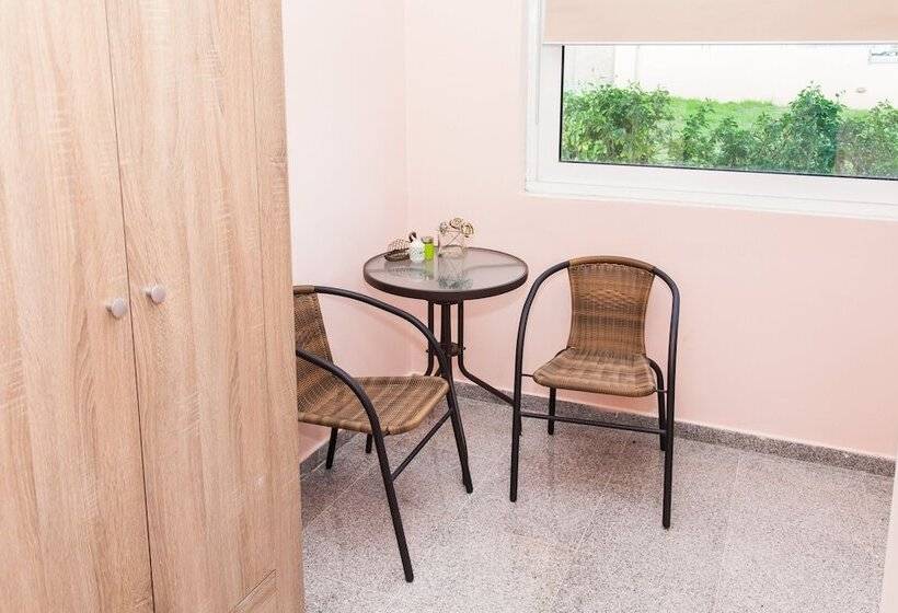 펜션 Bright And Relax Studio A In Porto Rafti