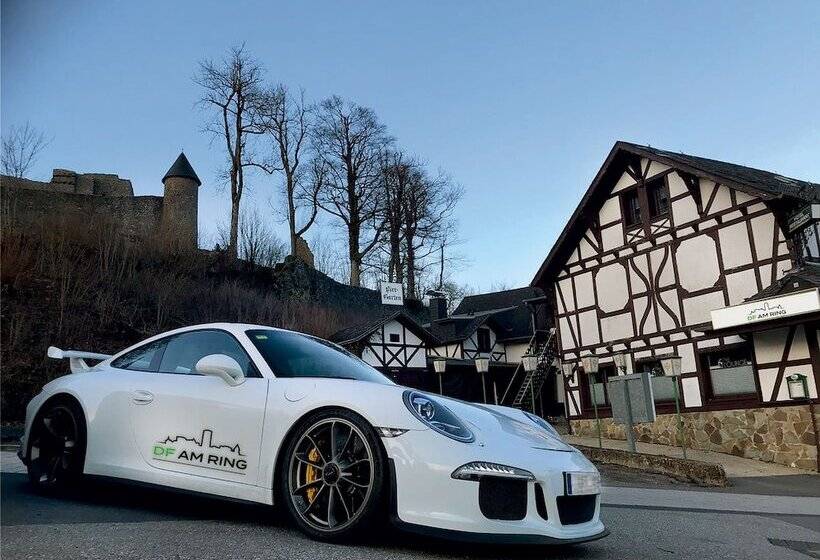 膳宿费 Df Am Ring Nürburg
