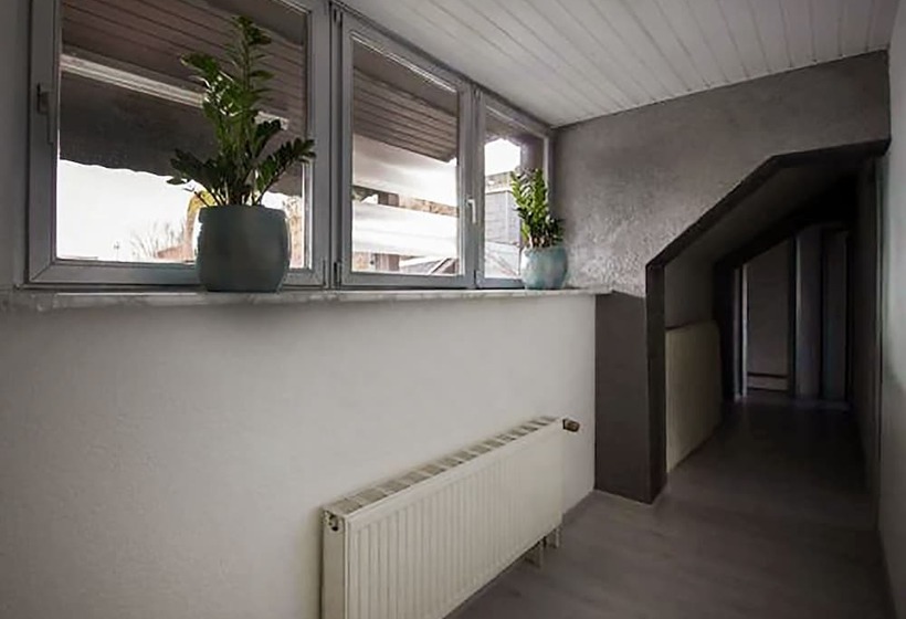 膳宿费 Df Am Ring Nürburg