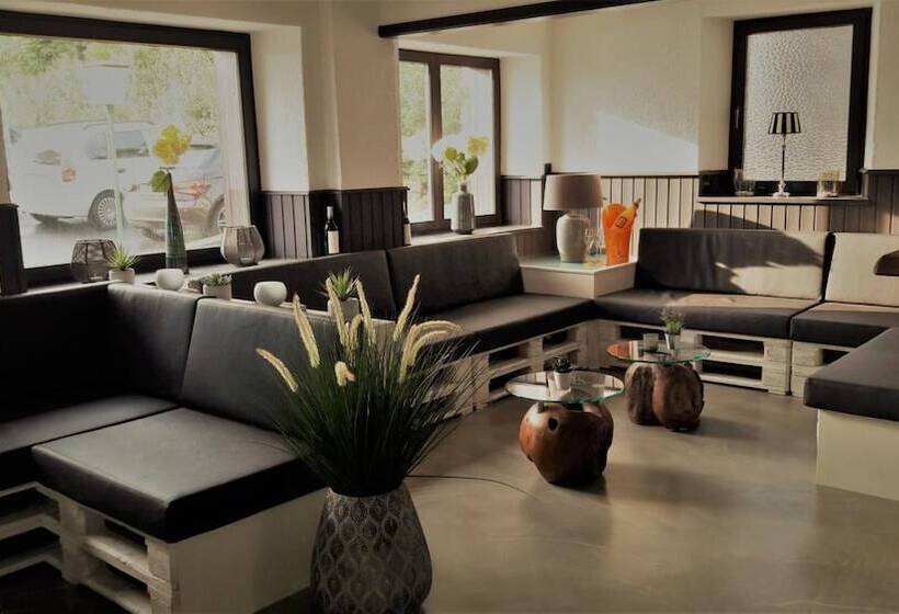 膳宿费 Df Am Ring Nürburg