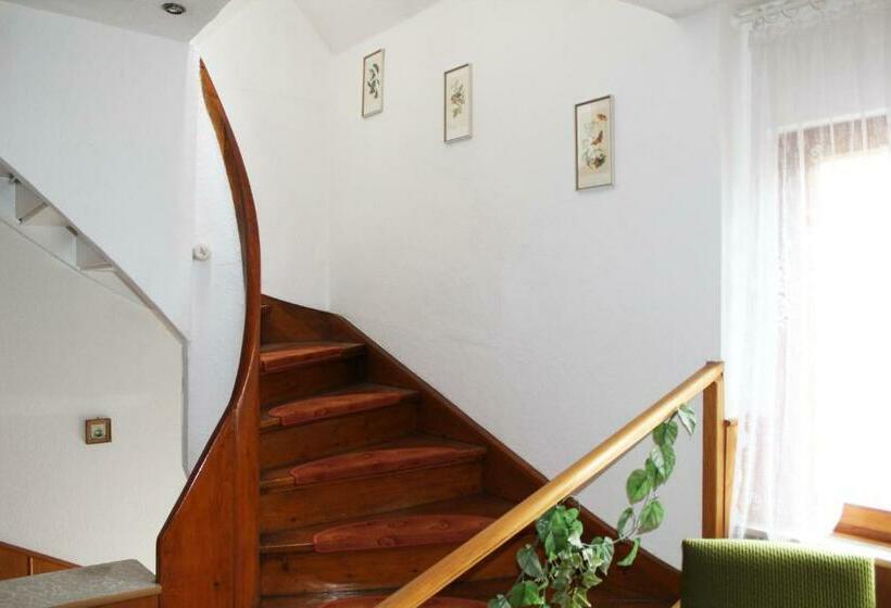 فندق Green Corner Nürburg