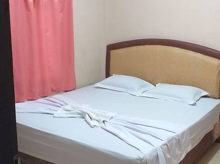 펜션 Kenangan Guest House