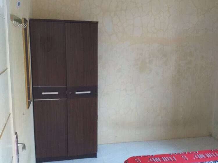 펜션 Kenangan Guest House