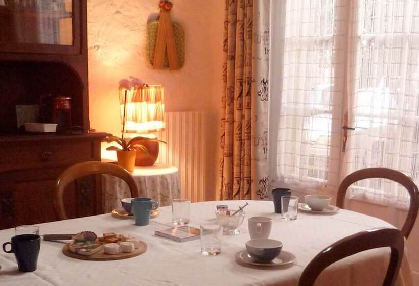 펜션 La Maison Du Marquis De Montauroux