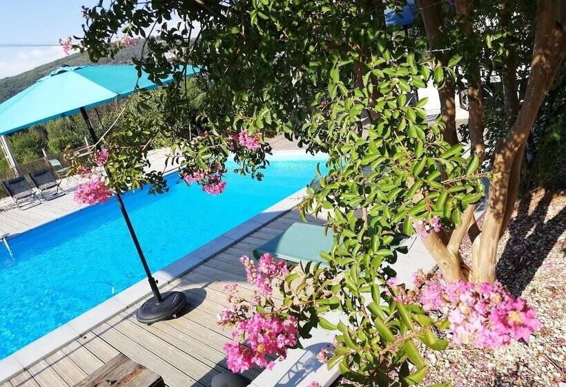 פנסיון Le Puits De Garival