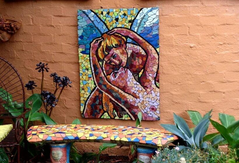 פנסיון Stylish Comfortable Central Artists Home