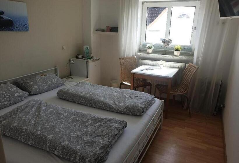 Rooming24, Kleine Pension