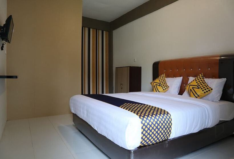 Spot On 1772 Hotel Penginapan Cemara Syariah