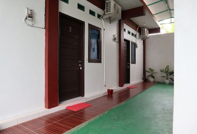 Spot On 1772 Hotel Penginapan Cemara Syariah