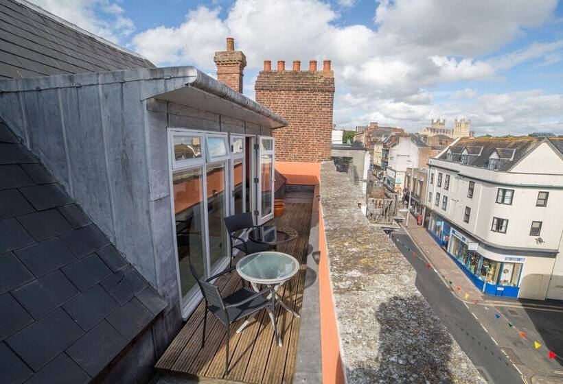 Stunning Exeter Apartment