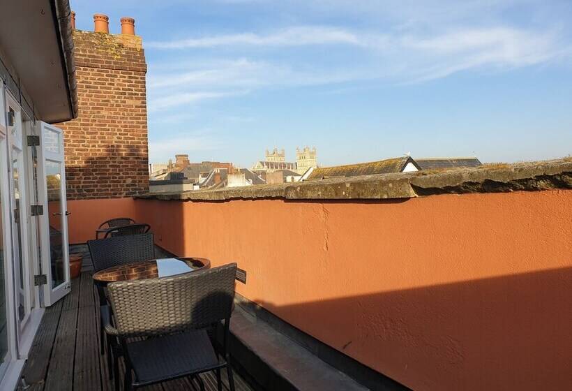 Stunning Exeter Apartment