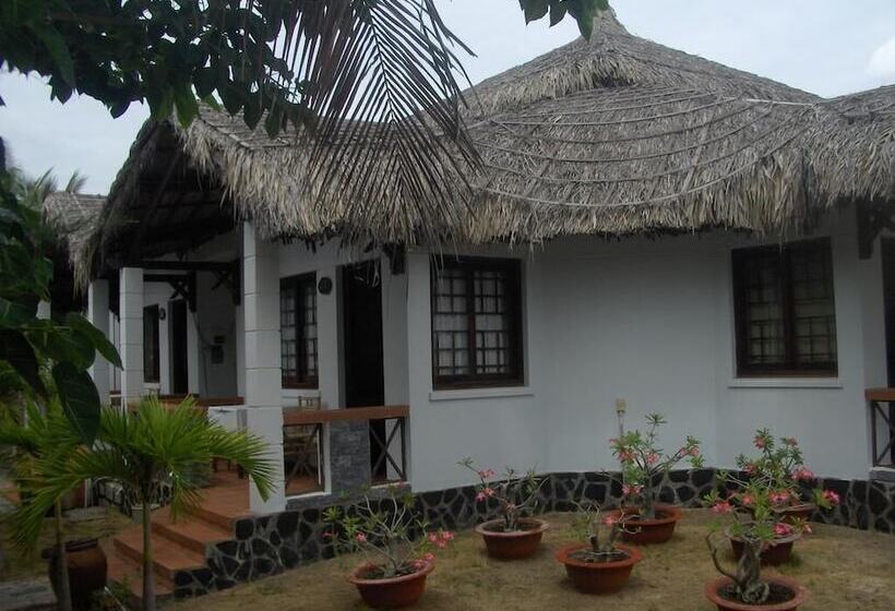 Suoi Tien Mui Ne Resort