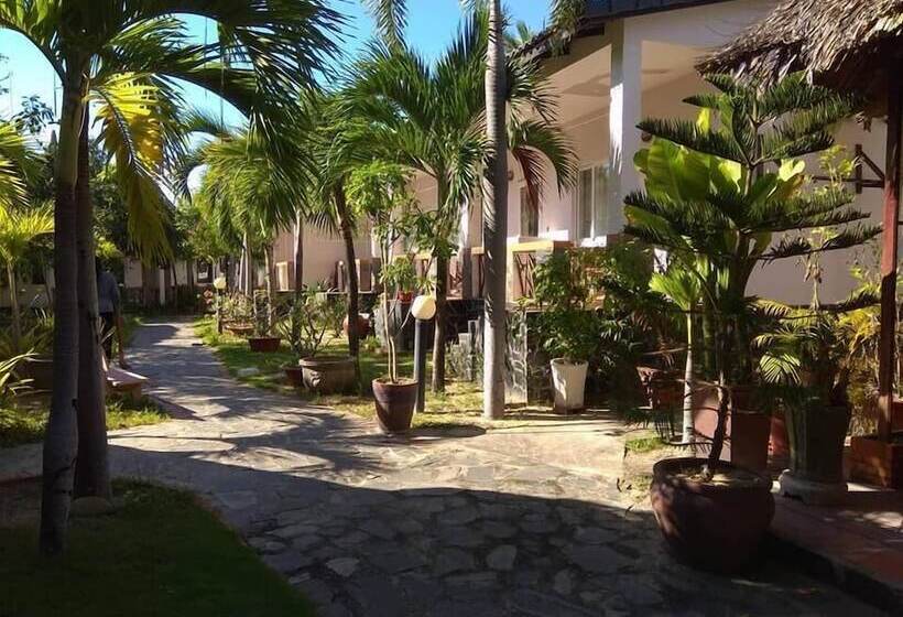 Suoi Tien Mui Ne Resort