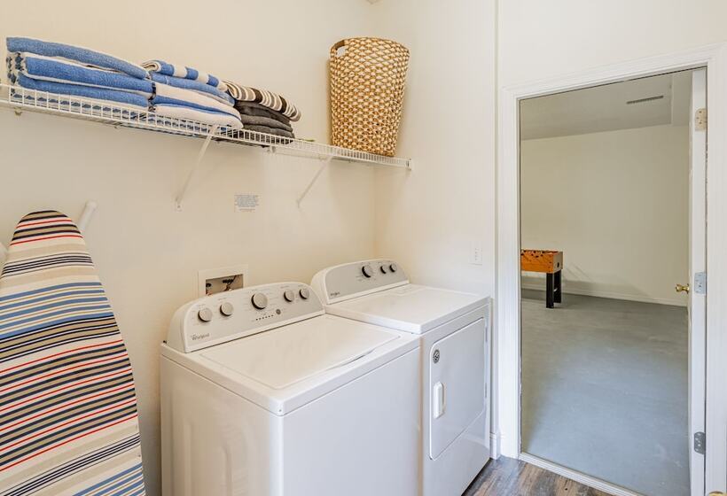 Themed Villa, 12 Min To Disney, Resort Access