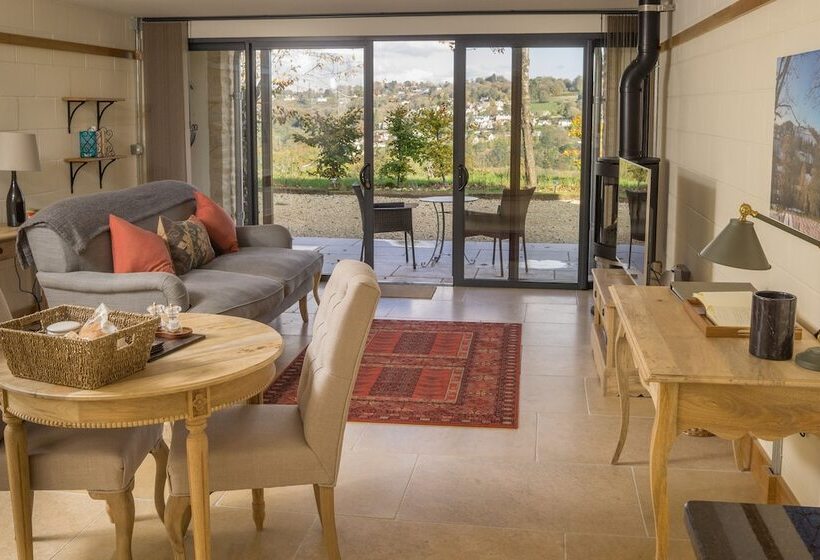 Woodchester Valley Vineyard Barns