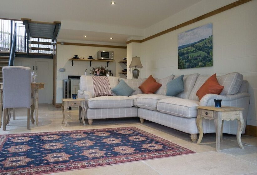 Woodchester Valley Vineyard Barns