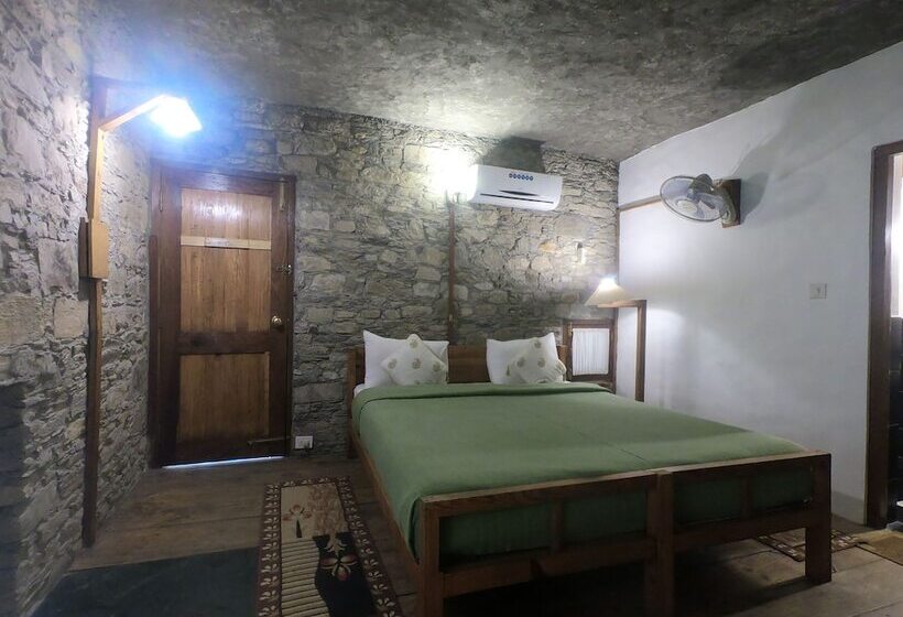 Aamod Monolith Resort Bhimtal