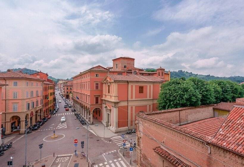تختخواب و صبحانه Attico Di Via D'azeglio