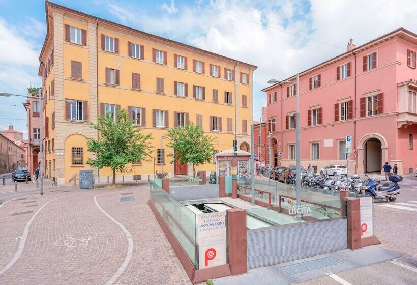 تختخواب و صبحانه Attico Di Via D'azeglio