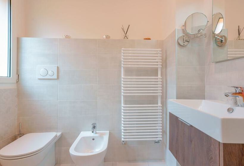 تختخواب و صبحانه Attico Di Via D'azeglio