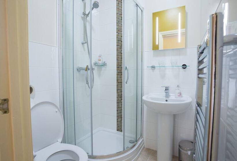 住宿加早餐 Clarendon