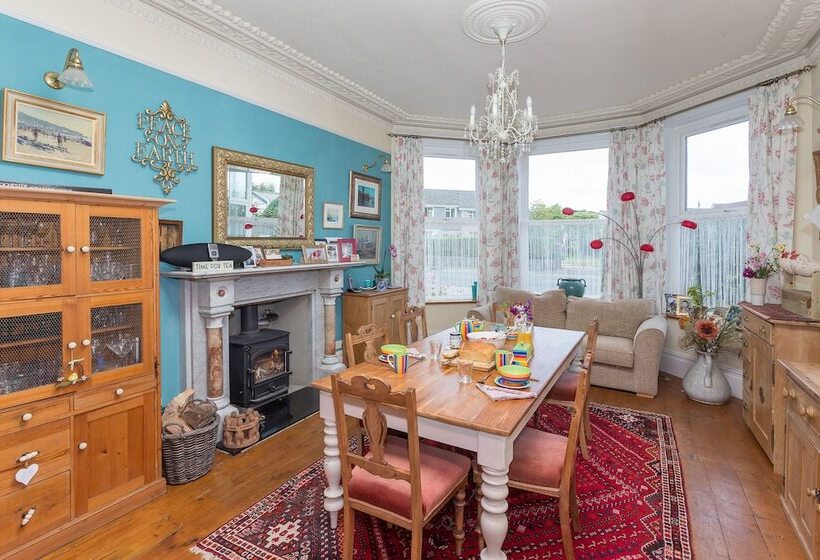 住宿加早餐 Clarendon