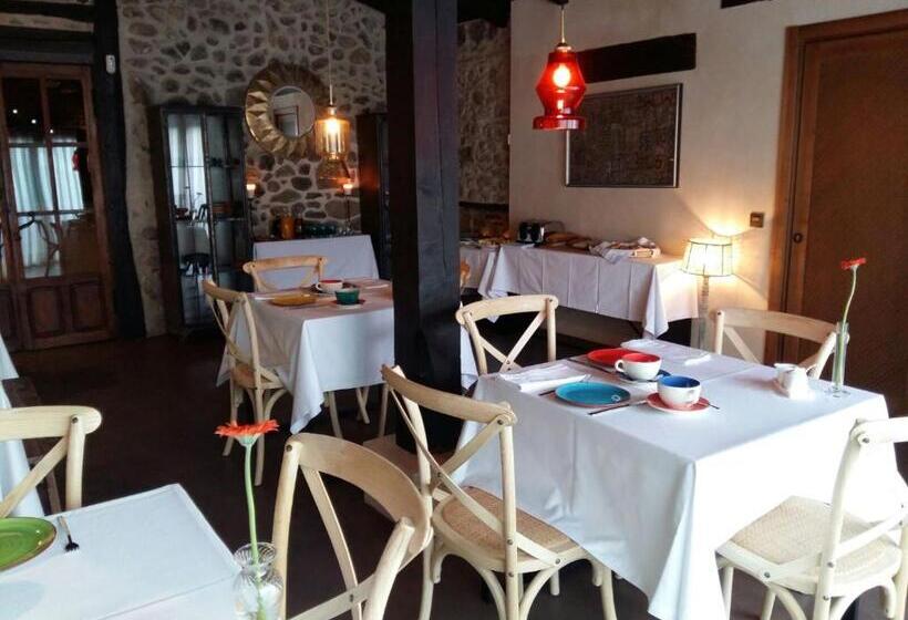 De Aldaca Rural   Only Adults