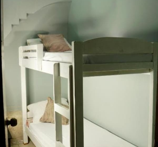 E Transient   Hostel