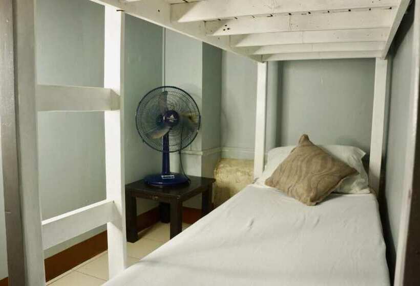 E Transient   Hostel