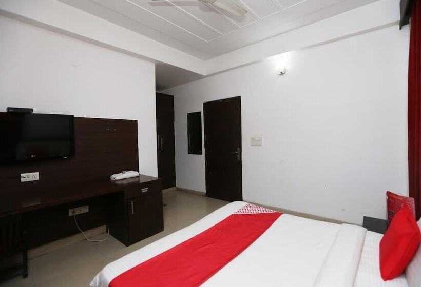 Fabhotel Corple Stays