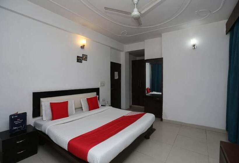 Fabhotel Corple Stays