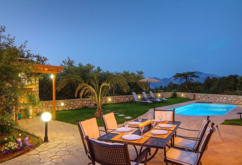 Green Paradise Villa