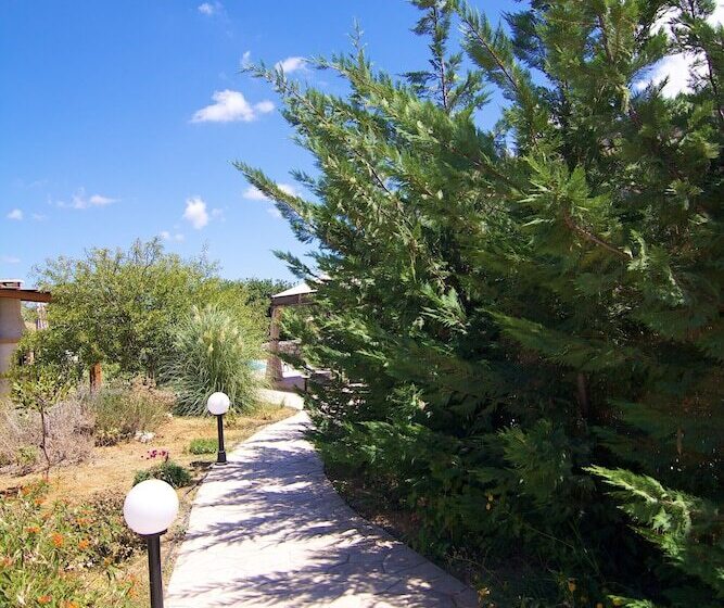 Green Paradise Villa