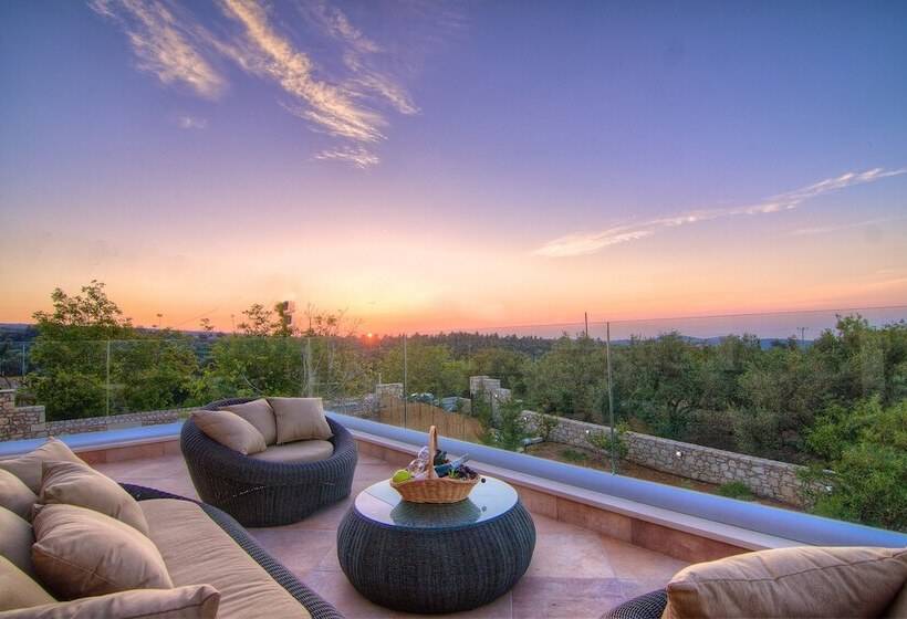 Green Paradise Villa